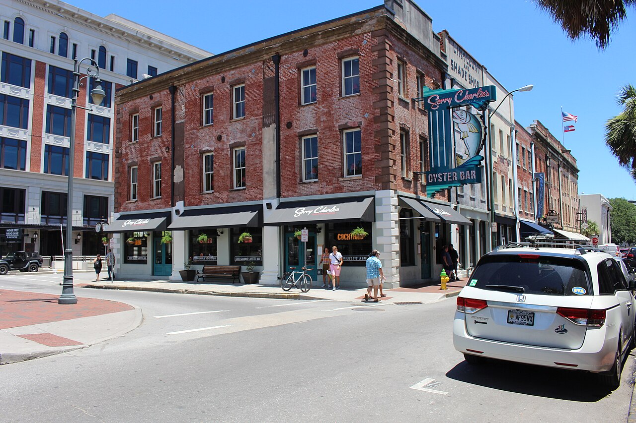 Sorry Charlie's Oyster Bar (photo 2017)